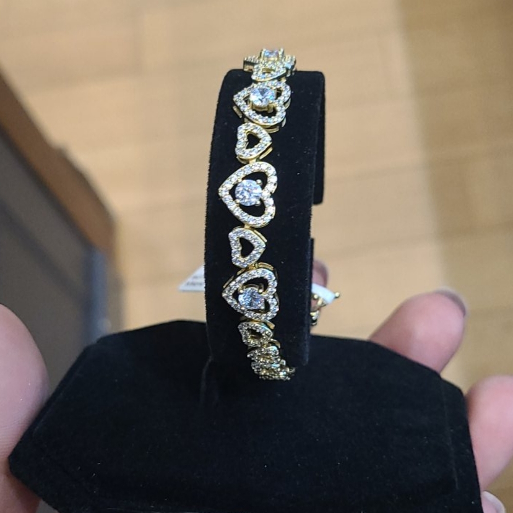 Braclet - Picture 2 of 4
